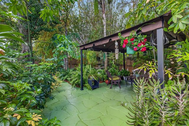 652 8TH AVENUE N, St Petersburg, FL 33701