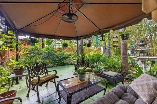 652 8TH AVENUE N, St Petersburg, FL 33701