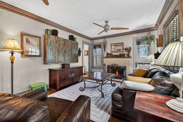 652 8TH AVENUE N, St Petersburg, FL 33701