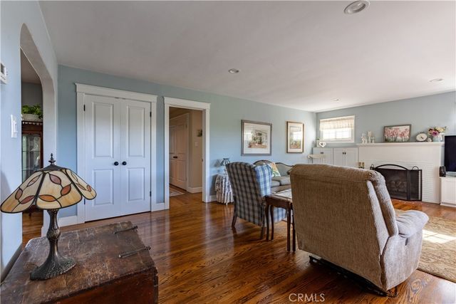 1121 Vista Way, Oceanside, CA 92054