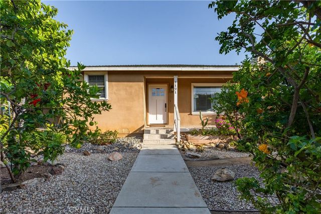 1121 Vista Way, Oceanside, CA 92054