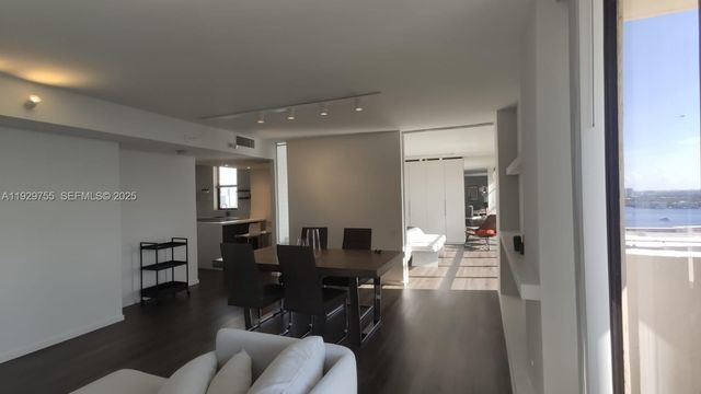 18181 NE 31st Ct 2710, Aventura, FL 33160