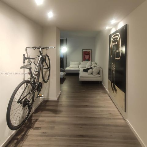 18181 NE 31st Ct 2710, Aventura, FL 33160