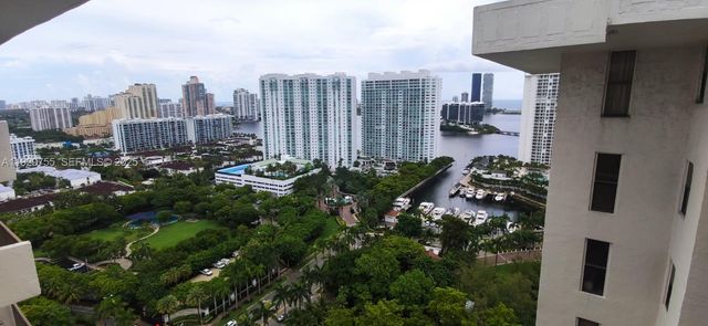 18181 NE 31st Ct 2710, Aventura, FL 33160