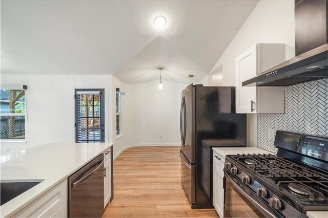 4707 Alta Loma DR, Austin, TX 78749