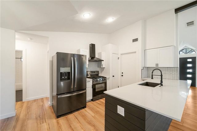 4707 Alta Loma DR, Austin, TX 78749