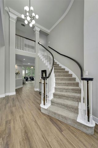 4933 China Garden DR, Austin, TX 78730