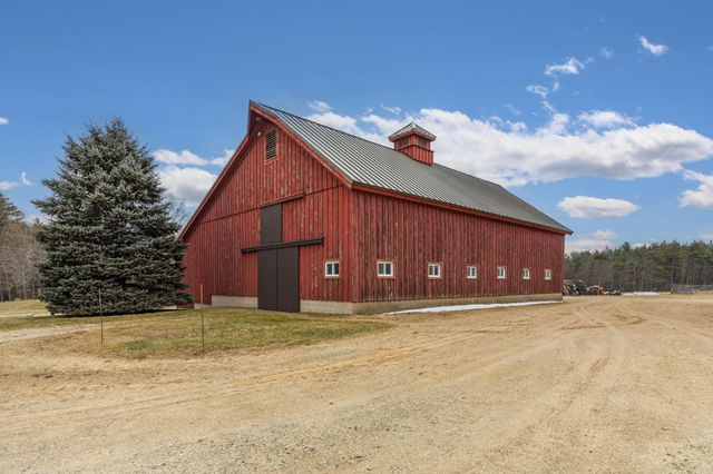 13 North Road, Kensington, NH 03833