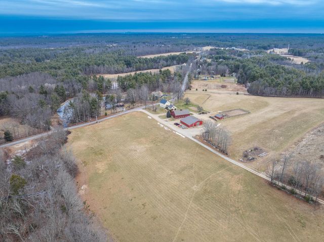 13 North Road, Kensington, NH 03833