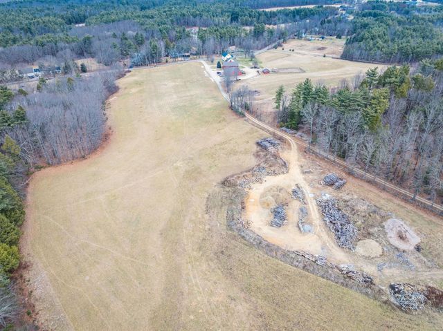 13 North Road, Kensington, NH 03833