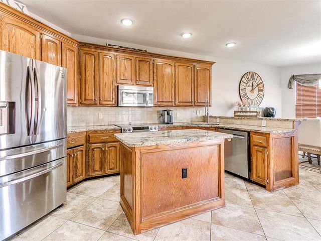2309 SW 105th Court, Oklahoma City, OK 73170