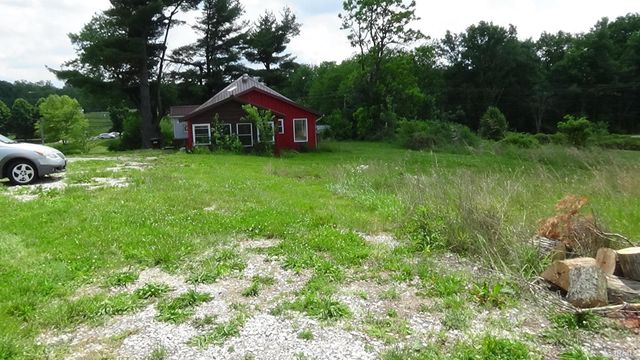 10277 HWy 50 W Hwy 50 Highway, Bedford, IN 47421
