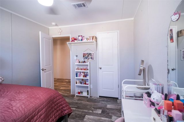 5402 Five Oaks Drive, Spring, TX 77389