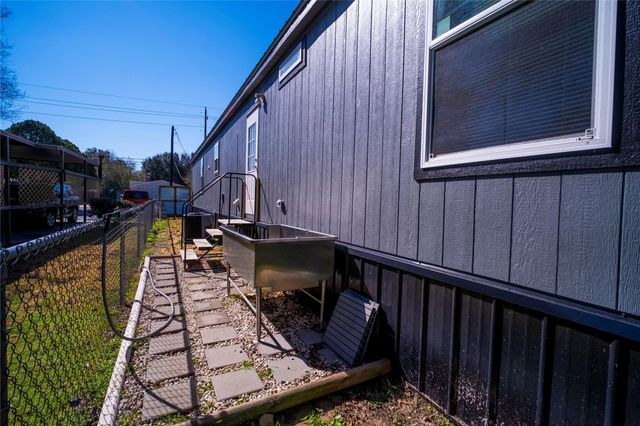 5402 Five Oaks Drive, Spring, TX 77389