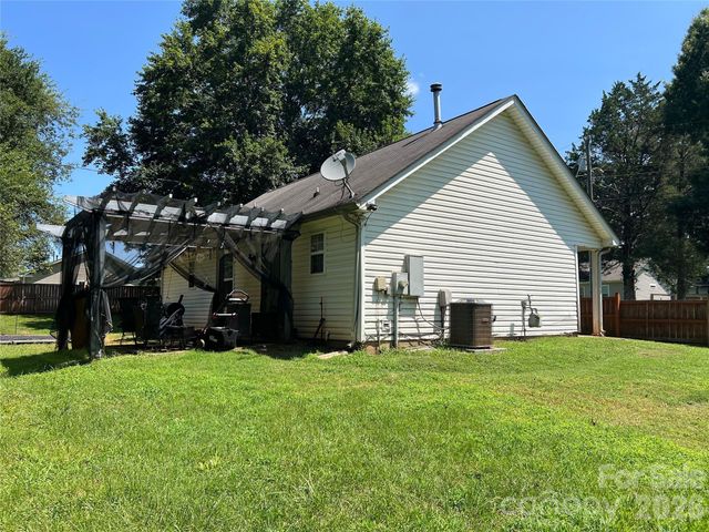 2630 Larry Drive, Charlotte, NC 28214