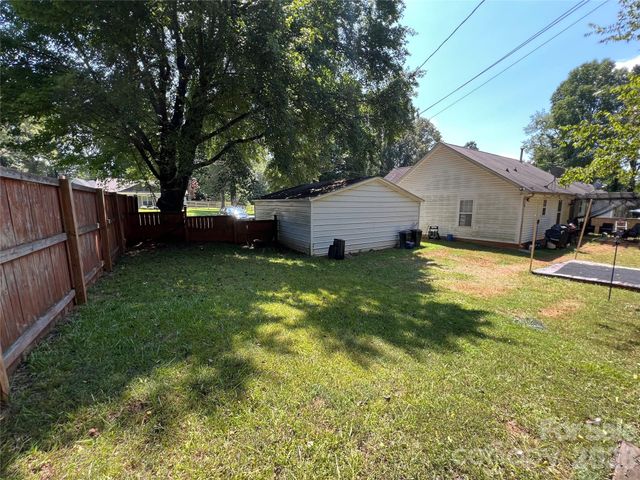 2630 Larry Drive, Charlotte, NC 28214
