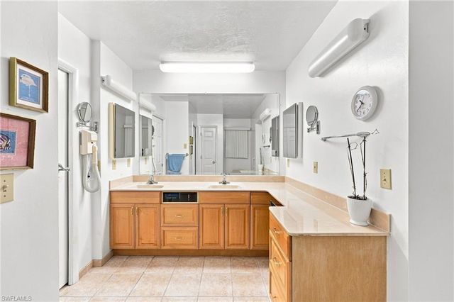 4651 West BLVD, Naples, FL 34103