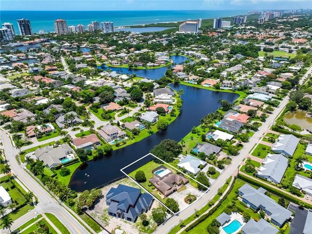 4651 West BLVD, Naples, FL 34103