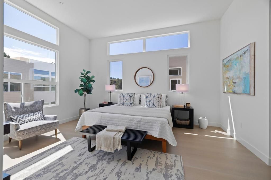 Image 14 of property listing at 835 Fassler Avenue, Pacifica, CA 94044