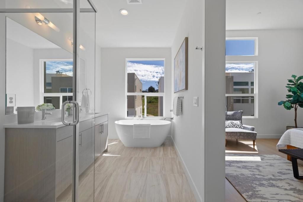 Image 17 of property listing at 835 Fassler Avenue, Pacifica, CA 94044