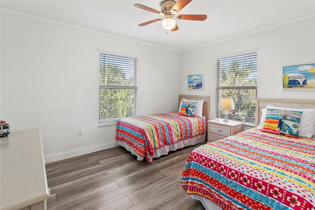 6250 HOLMES BOULEVARD 37, Holmes Beach, FL 34217