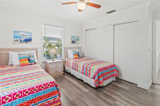 6250 HOLMES BOULEVARD 37, Holmes Beach, FL 34217