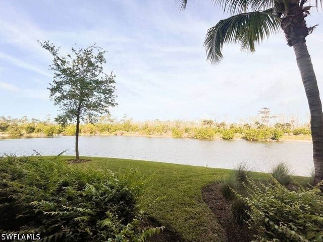 9820 Giaveno CIR 1412, Naples, FL 34113