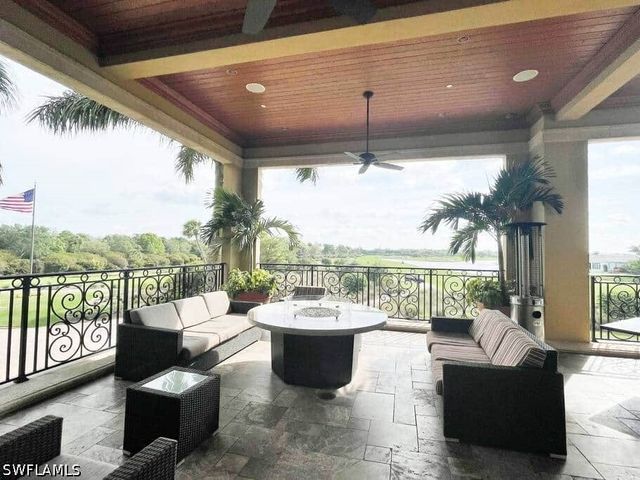 9820 Giaveno CIR 1412, Naples, FL 34113