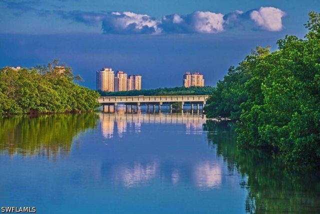 9820 Giaveno CIR 1412, Naples, FL 34113