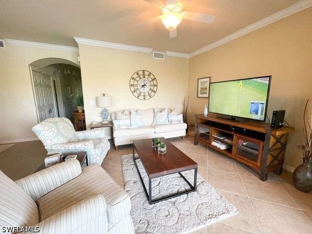 9820 Giaveno CIR 1412, Naples, FL 34113