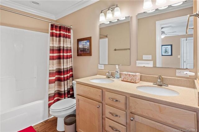 461 Lake Breeze Road, Hackberry, LA 70645