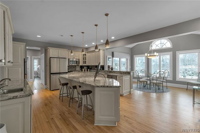 177 Promenade Lane, Amherst, NY 14221