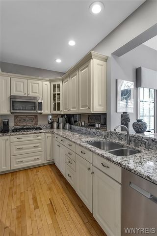 177 Promenade Lane, Amherst, NY 14221