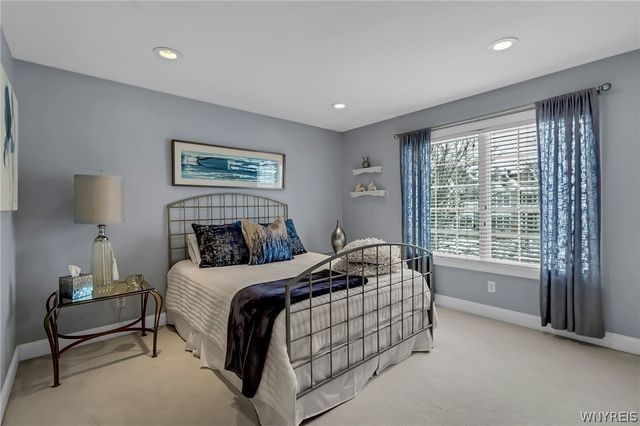 177 Promenade Lane, Amherst, NY 14221