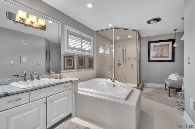 177 Promenade Lane, Amherst, NY 14221