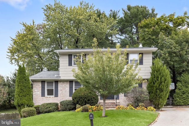 914 FARMSTEAD RD, Cockeysville, MD 21030