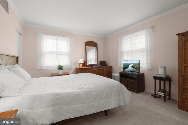 914 FARMSTEAD RD, Cockeysville, MD 21030