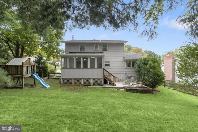 914 FARMSTEAD RD, Cockeysville, MD 21030