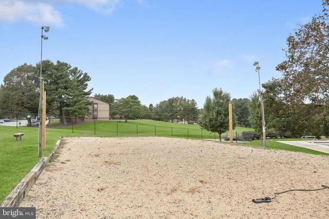 914 FARMSTEAD RD, Cockeysville, MD 21030