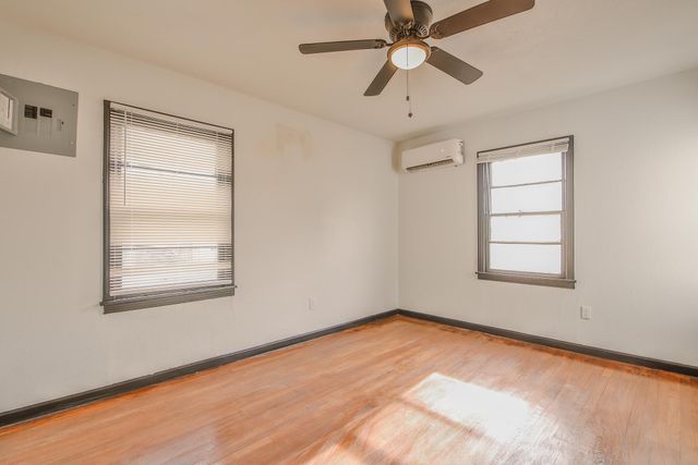 2014 60th Street, Lubbock, TX 79412