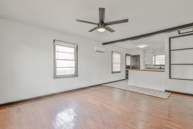 2014 60th Street, Lubbock, TX 79412