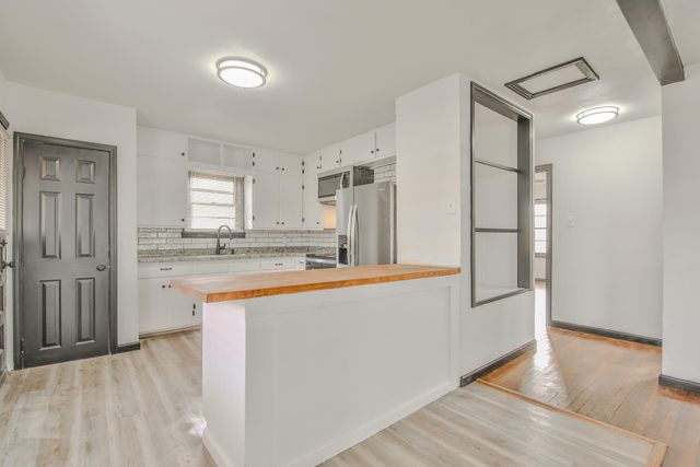 2014 60th Street, Lubbock, TX 79412