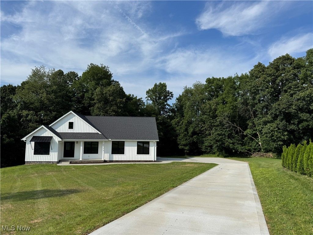 10377 Pr 275, Millersburg, OH 44654