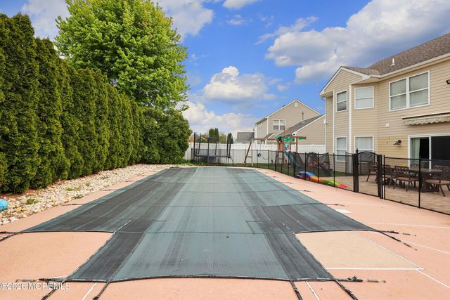80 W Shenendoah Road, Howell, NJ 07731