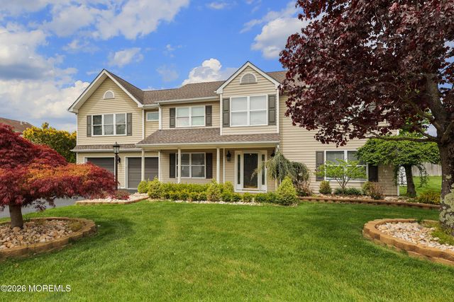 80 W Shenendoah Road, Howell, NJ 07731