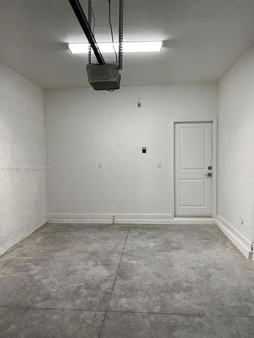 1765 SE 7th Terrace, Homestead, FL 33034