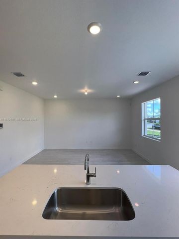1765 SE 7th Terrace, Homestead, FL 33034