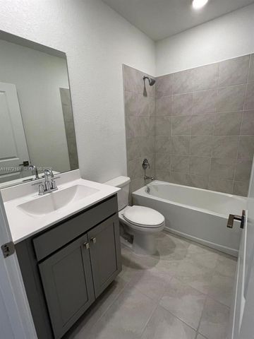 1765 SE 7th Terrace, Homestead, FL 33034