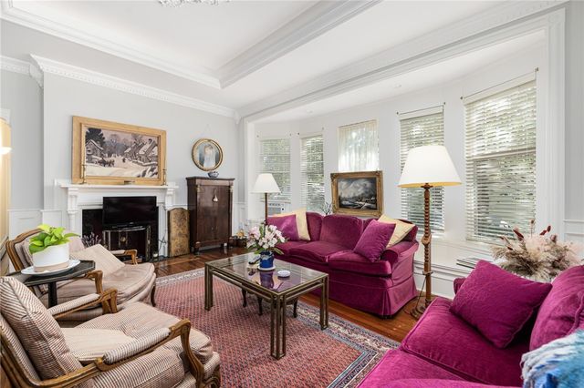 20 Berkeley Avenue 2, Newport, RI 02840