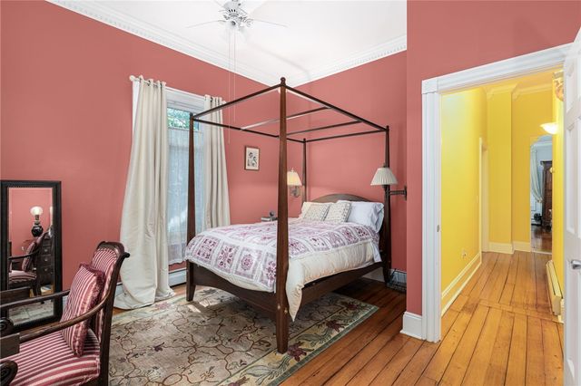 20 Berkeley Avenue 2, Newport, RI 02840